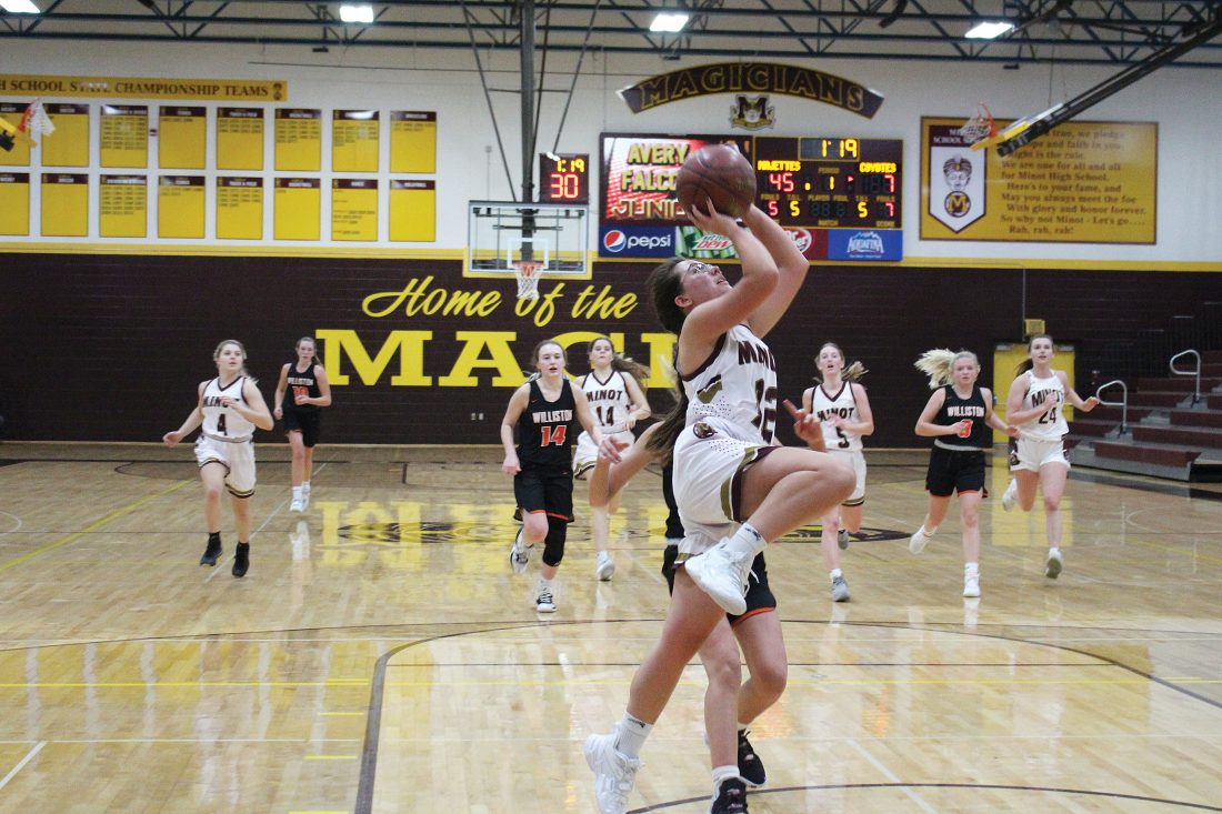 Minot wins big over Williston; ORCS boys and girls also victorious