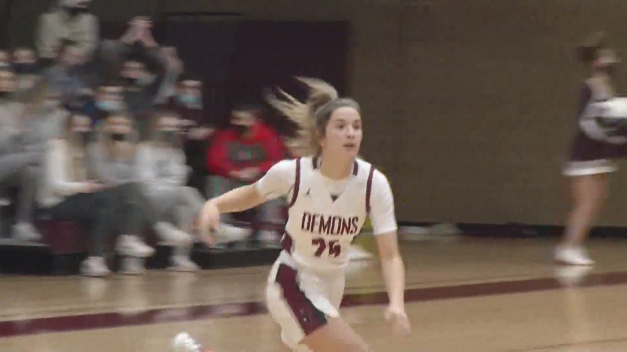 WDA Basketball: Minot comes back to beat Turtle Mountain, Halftime buzzer-beater lifts Jamestown girls over Bismarck