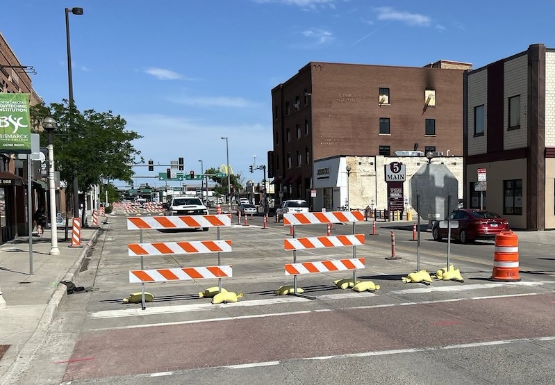 Bismarck reminds residents of free downtown parking as new construction project begins