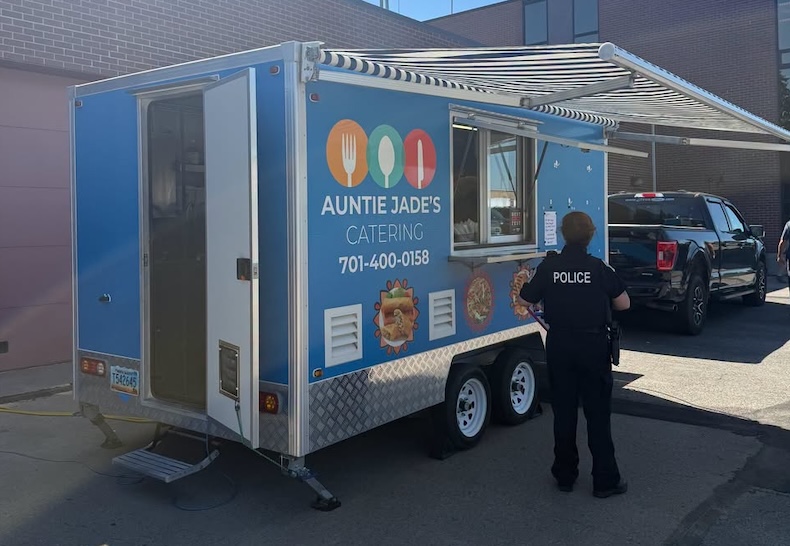 Bismarck Police express appreciation to local food truck for supporting officers and staff